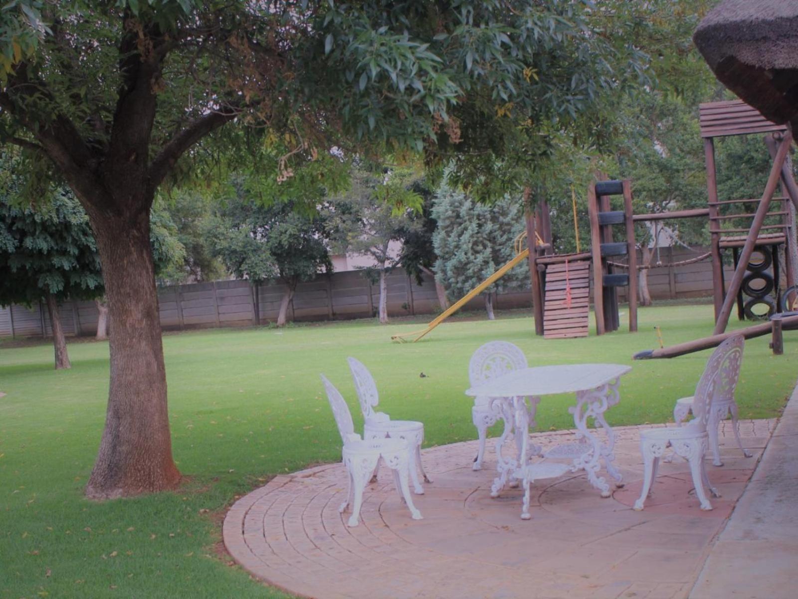 The Willow Tree Guesthouse Klerksdorp Exterior photo